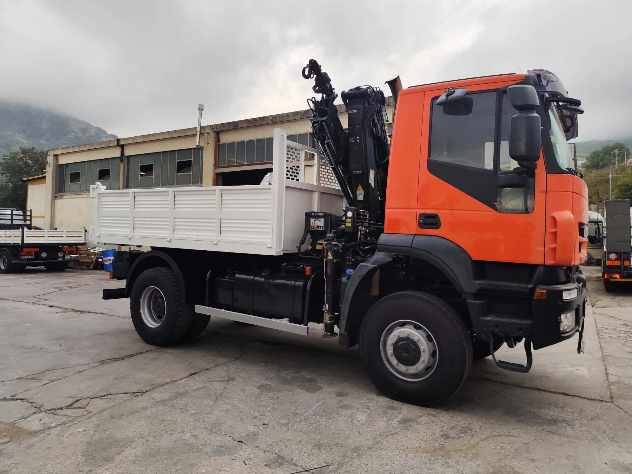 IVECO TRAKKER 190T36 (COD.INT. PM1999) - immagine 38