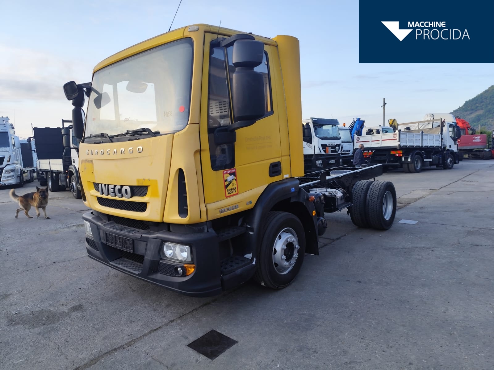IVECO EUROCARGO 120E28P (COD.INTERNO PM2076)