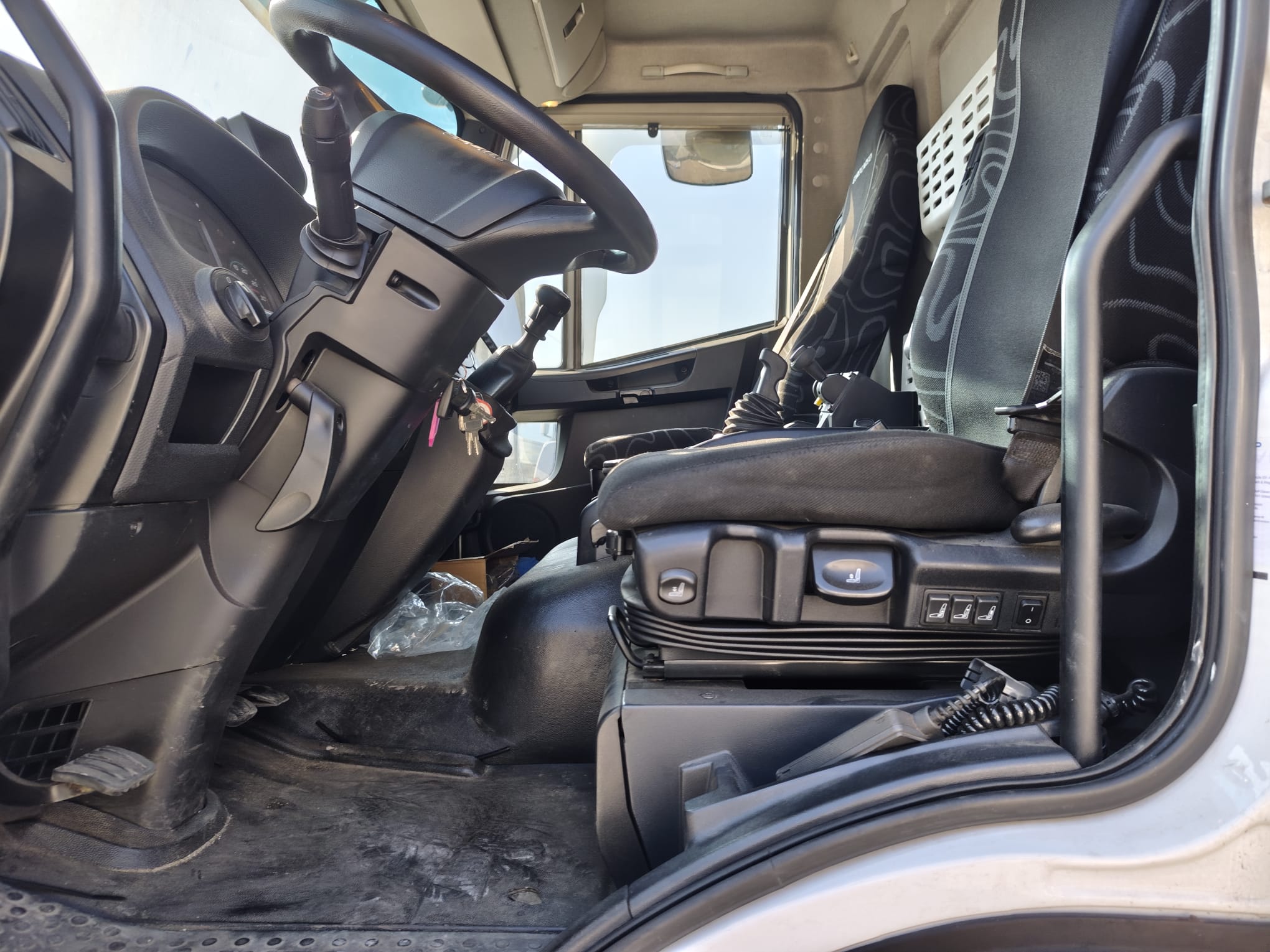 IVECO EUROCARGO 160-280 (COD.INT. PM2132) - immagine 23