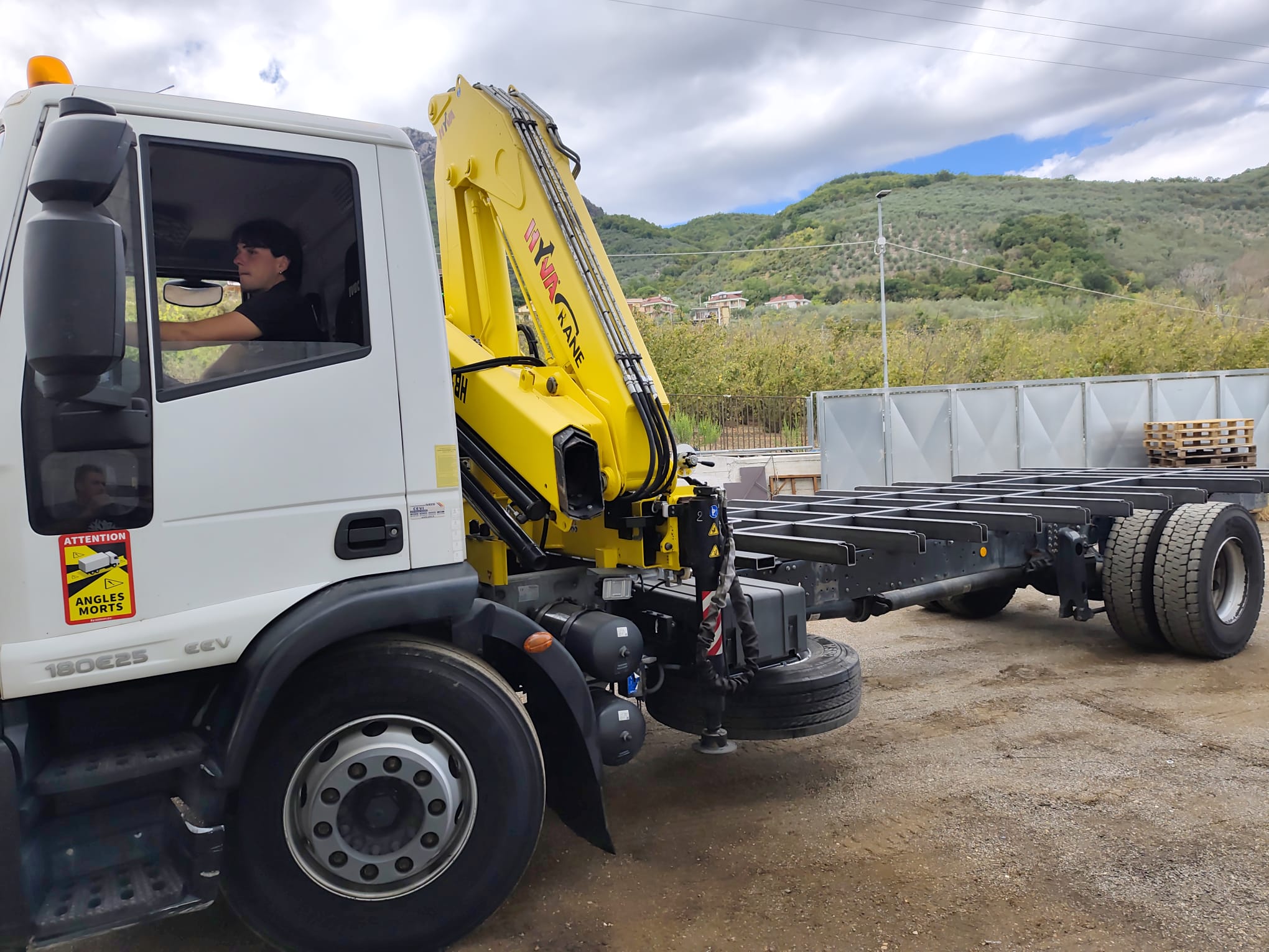 IVECO EUROCARGO 180E25K (COD.INT. PM2218) - immagine 20