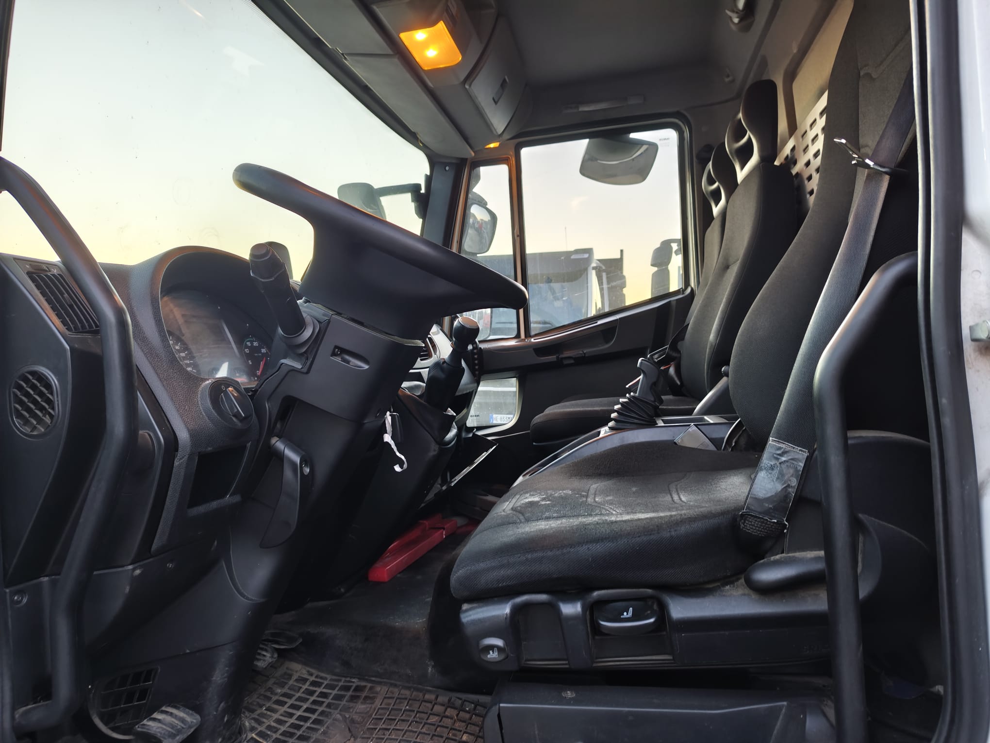 IVECO EUROCARGO 120-190L (COD.INTERNO PM2202) - immagine 17
