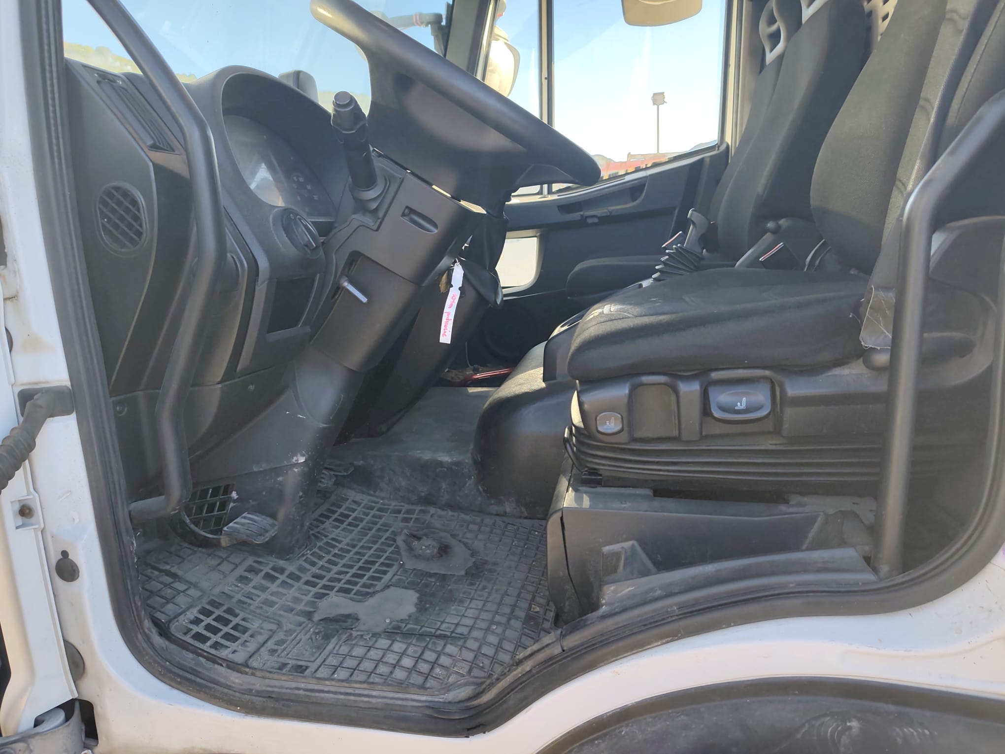 IVECO EUROCARGO 100E19 (COD.INT. PM2201) - immagine 12