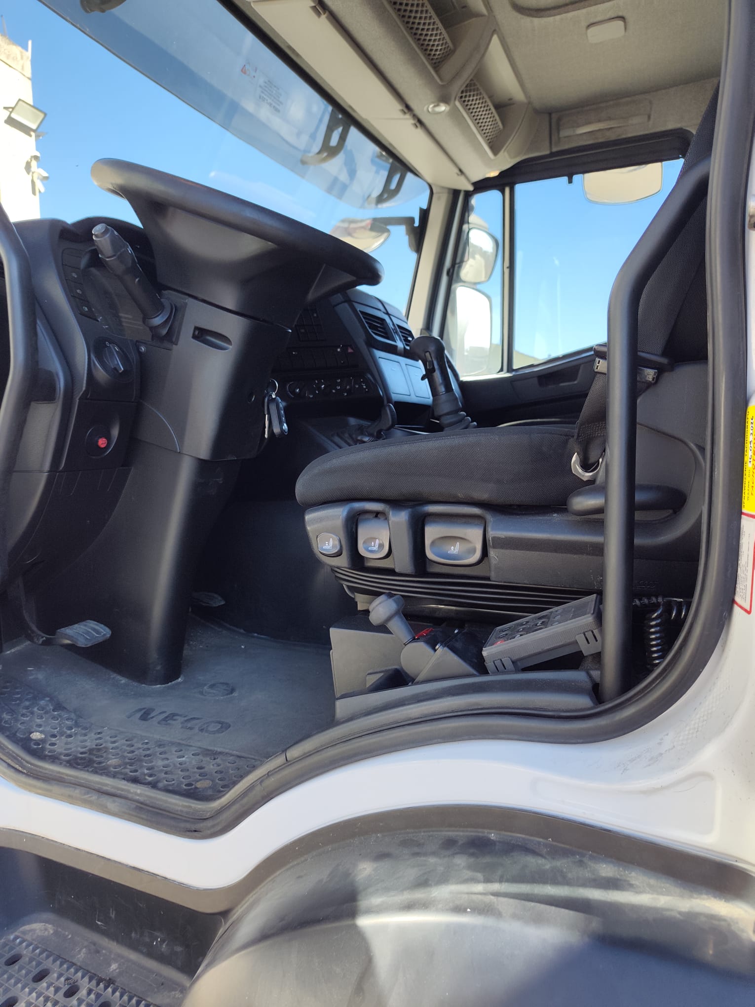 IVECO HI-STREET 260S31 XP (COD.INT. PM2081) - immagine 11