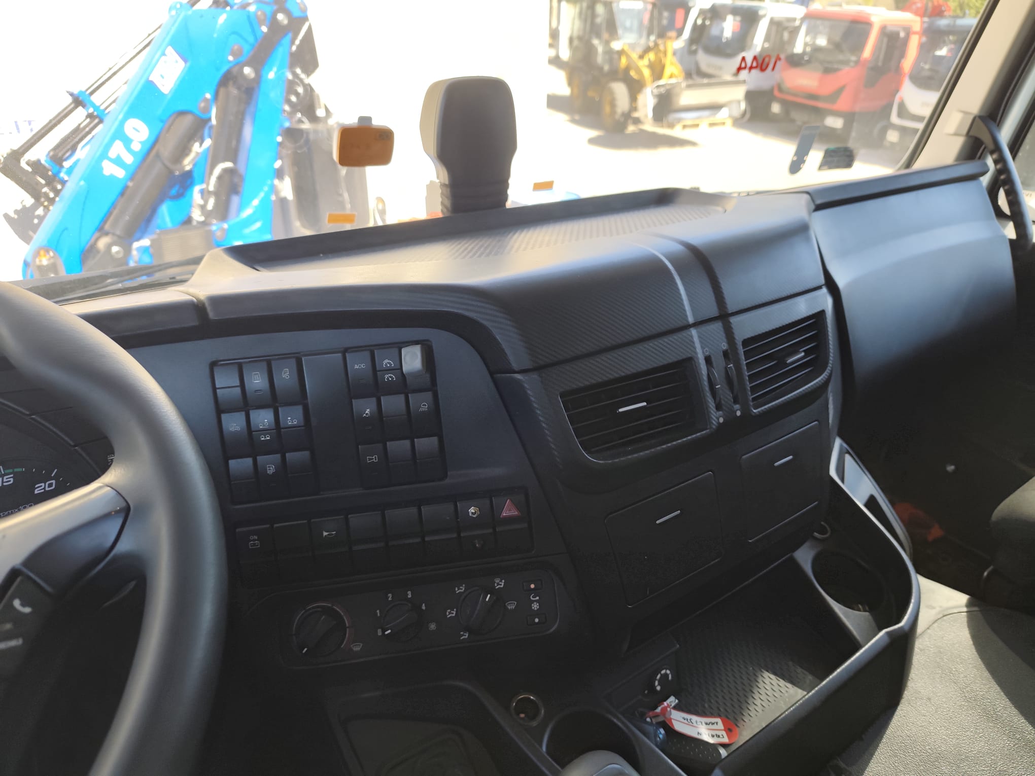 IVECO HI-STREET 260S31 XP (COD.INT. PM2081) - immagine 37