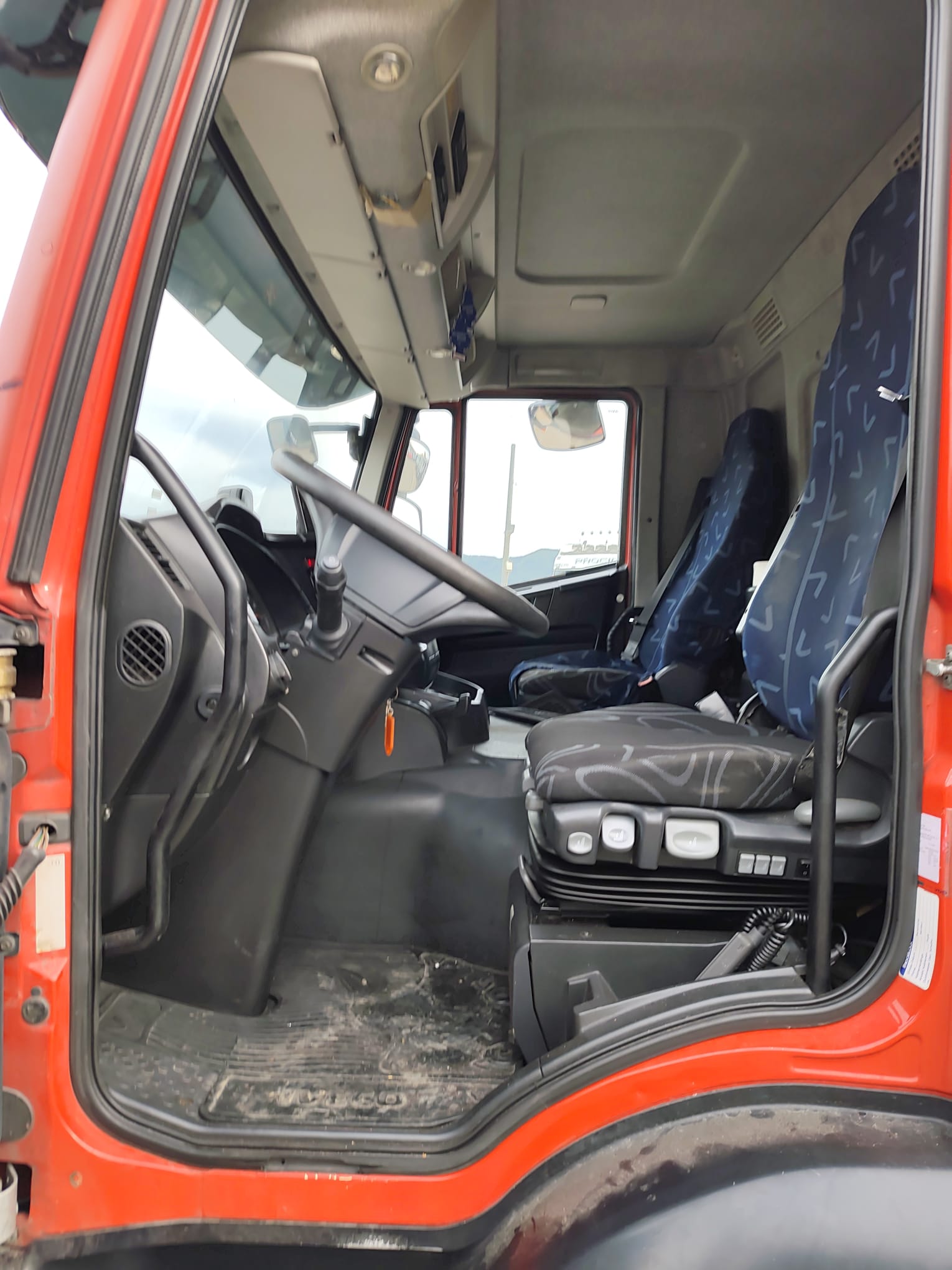 IVECO STRALIS HI-STREET 260S31 (COD.INT. PM2210) - immagine 3