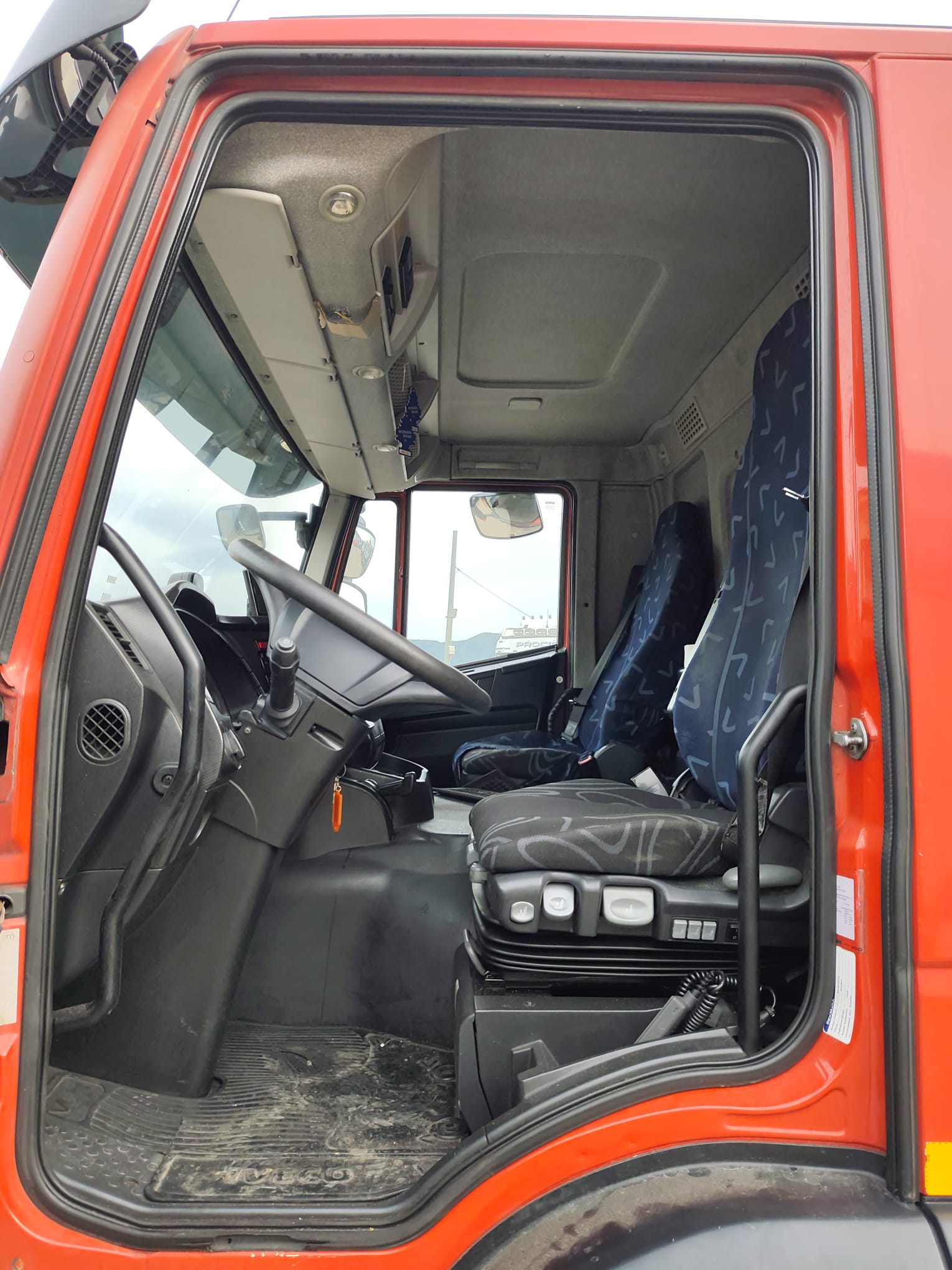 IVECO STRALIS HI-STREET 260S31 (COD.INT. PM2210) - immagine 5