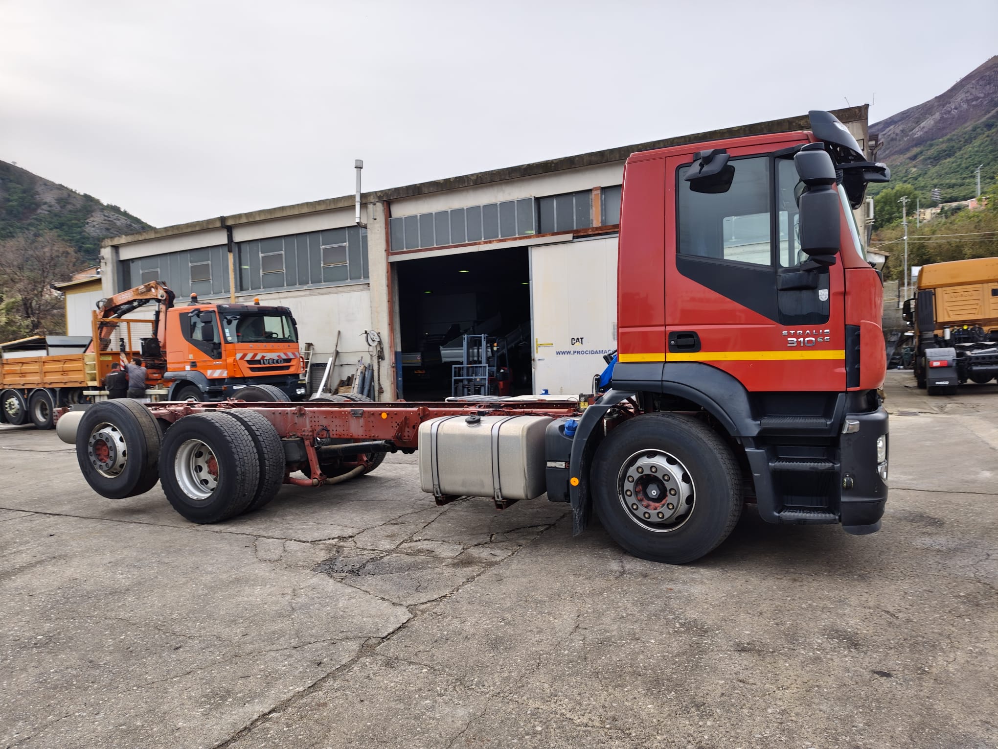 IVECO STRALIS HI-STREET 260S31 (COD.INT. PM2210) - immagine 32