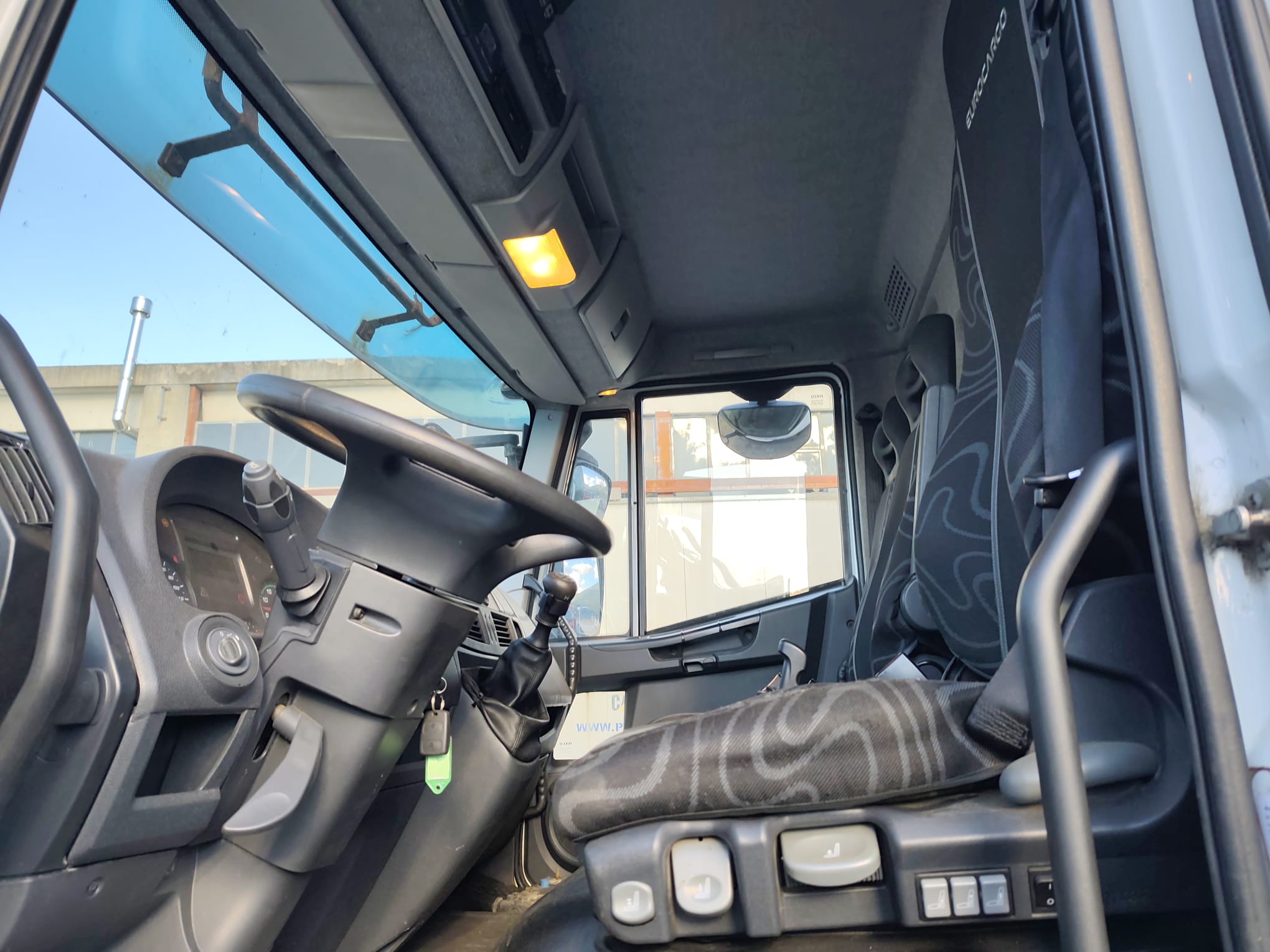 IVECO EUROCARGO 180E32 (COD.INT. PM2168) - immagine 25