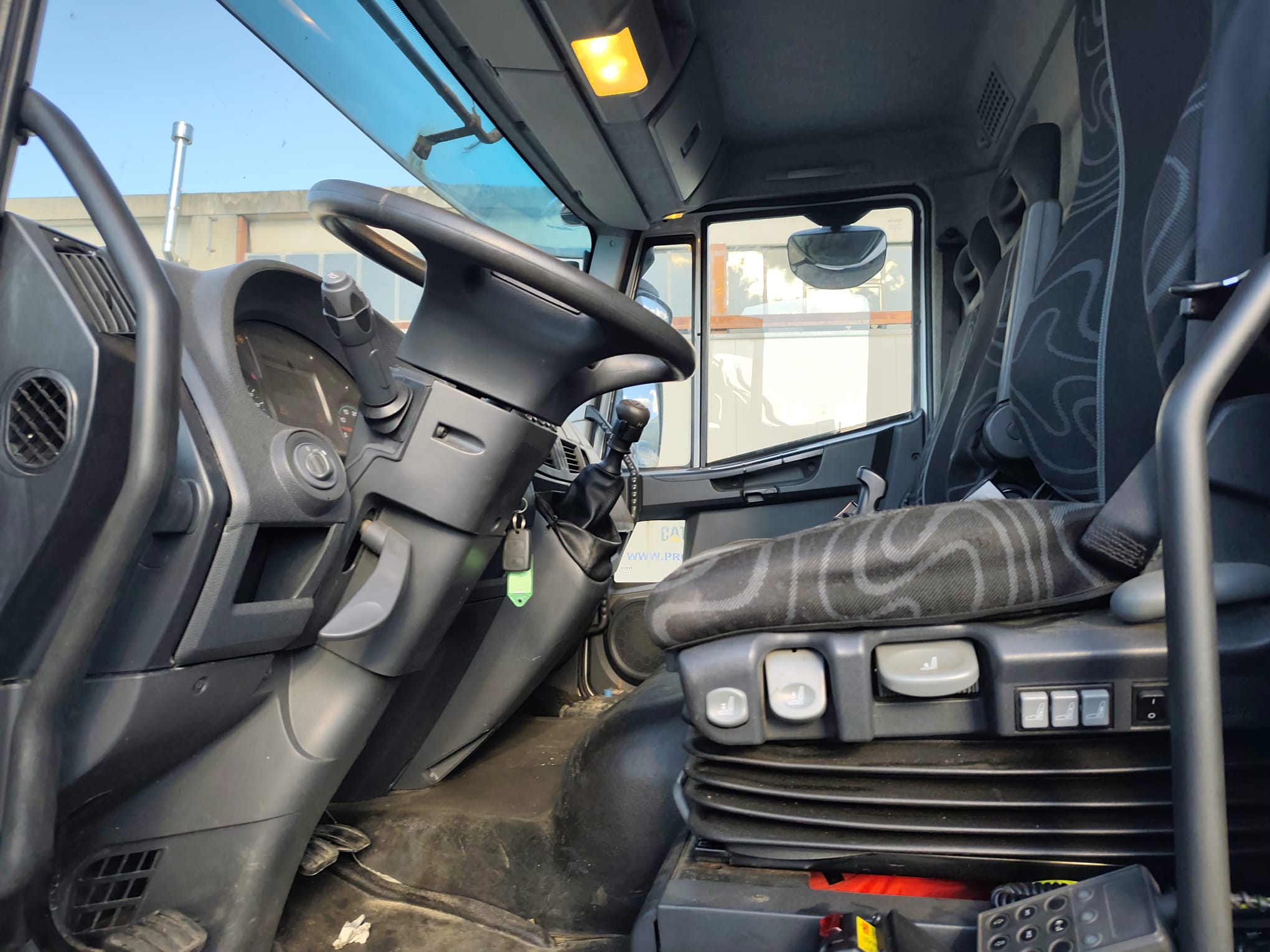 IVECO EUROCARGO 180E32 (COD.INT. PM2168) - immagine 26
