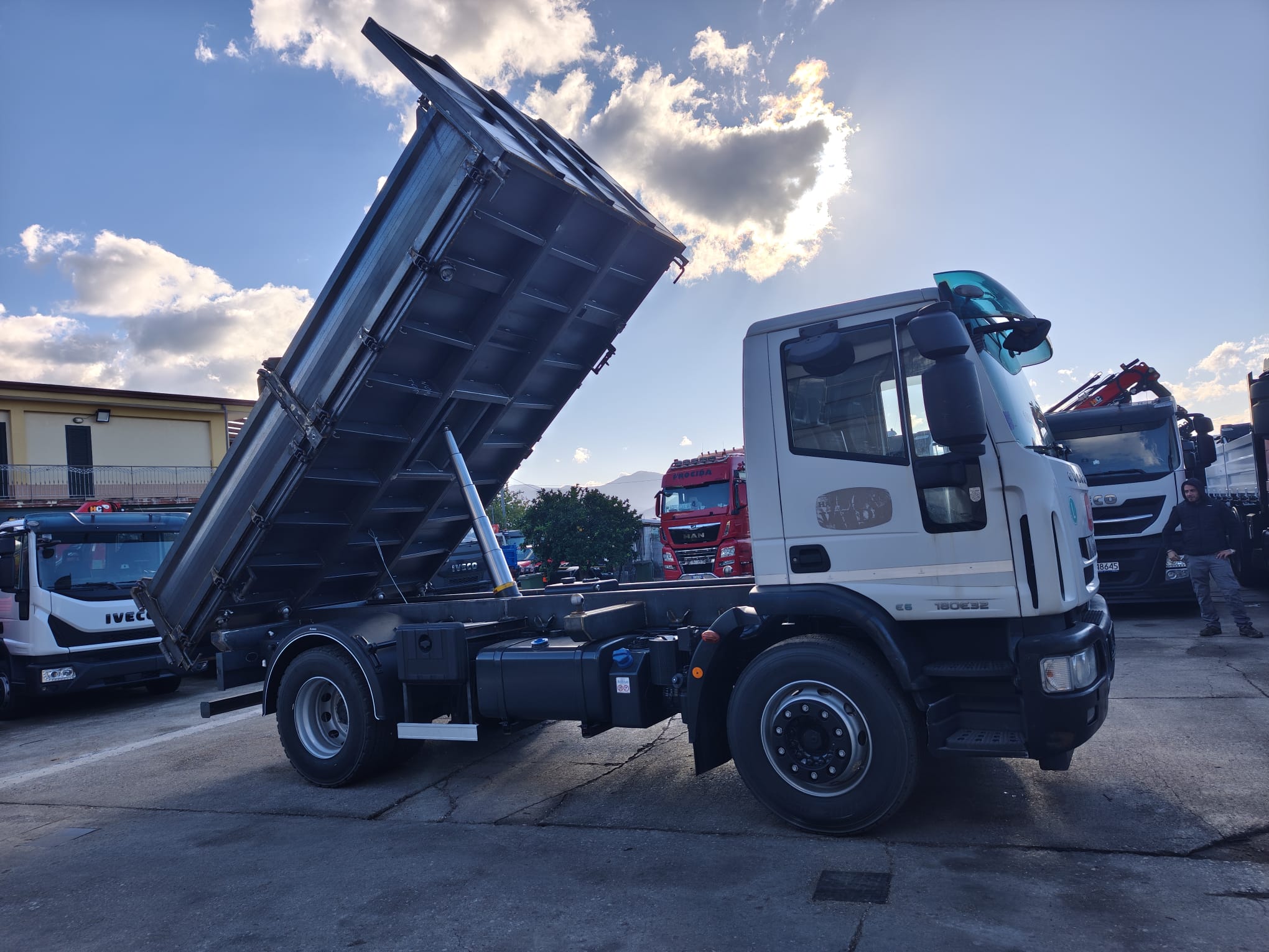 IVECO EUROCARGO 180E32 (COD.INT. PM2168) - immagine 36