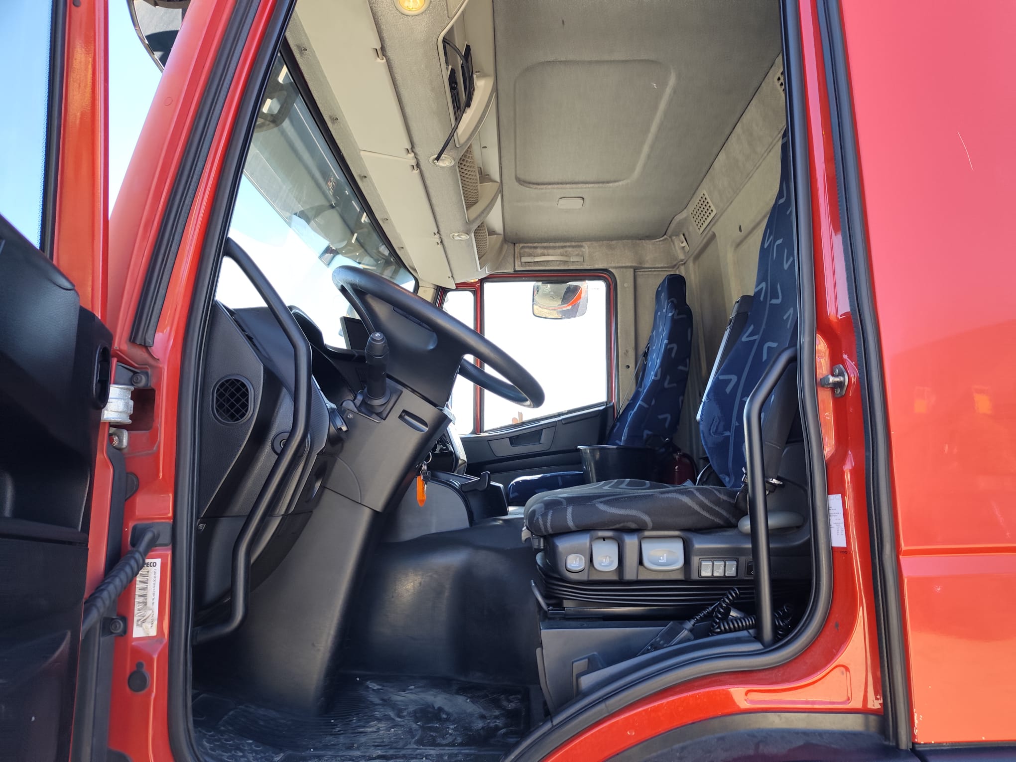 IVECO STRALIS HI-STREET 260S31 (COD.INT. PM2217) - immagine 2
