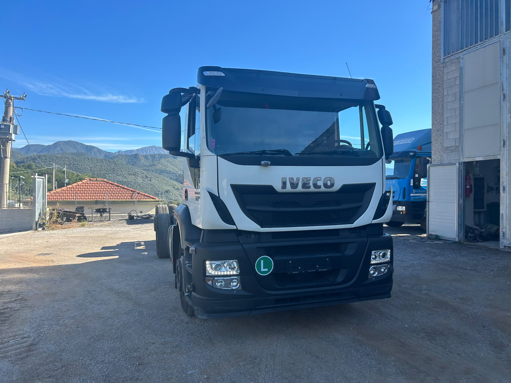IVECO STRALIS HI-STREET 260S31 (COD.INT. PM2208) - immagine 3