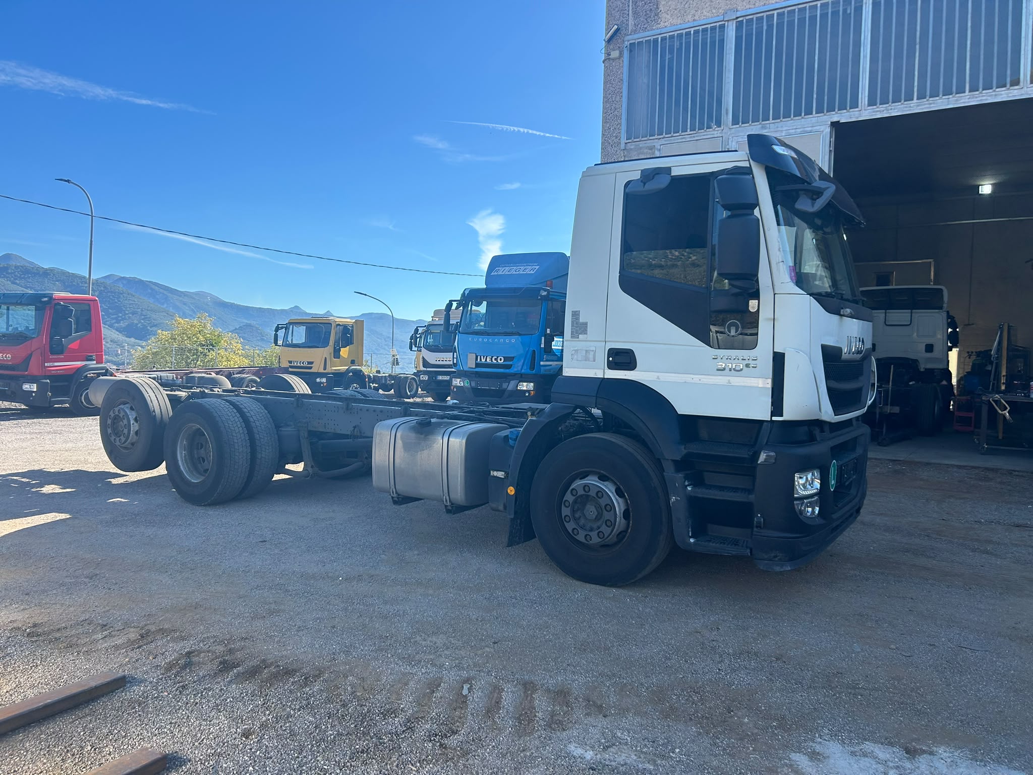 IVECO STRALIS HI-STREET 260S31 (COD.INT. PM2208) - immagine 19
