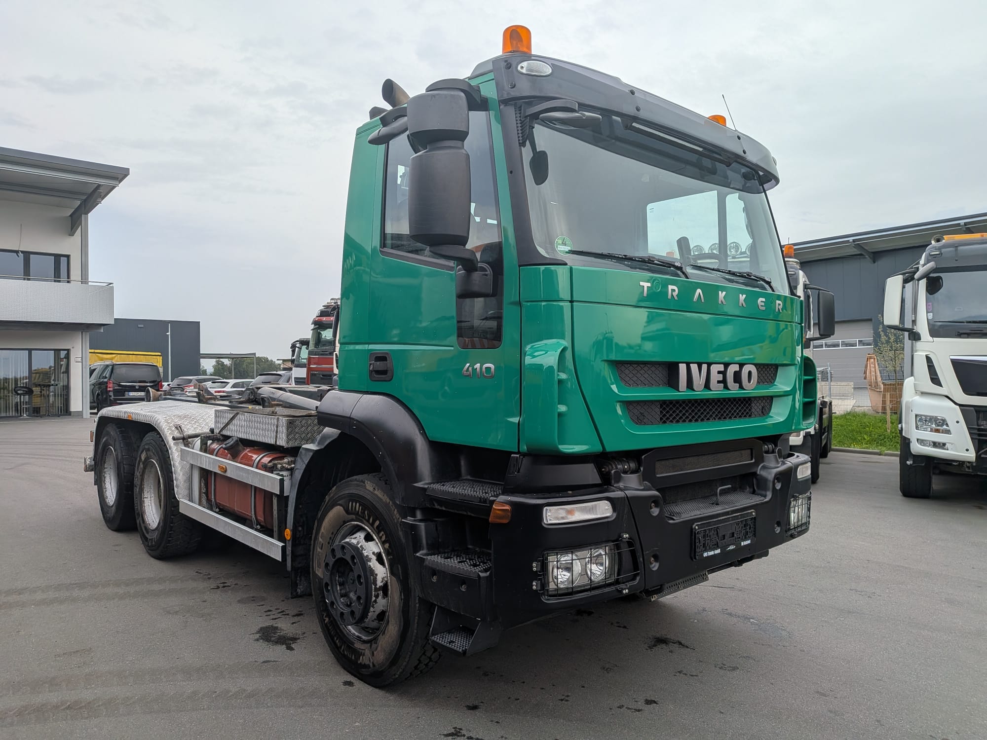 IVECO TRAKKER 260T41 (COD.INT. PM2246) - immagine 3