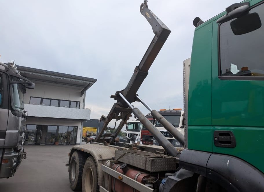 IVECO TRAKKER 260T41 (COD.INT. PM2246) - immagine 19