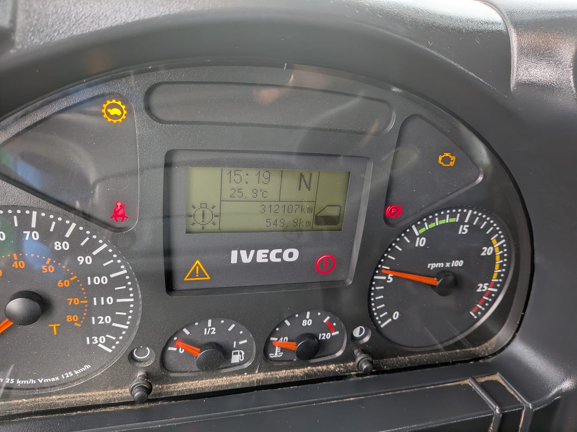 IVECO TRAKKER 260T41 (COD.INT. PM2246) - immagine 22