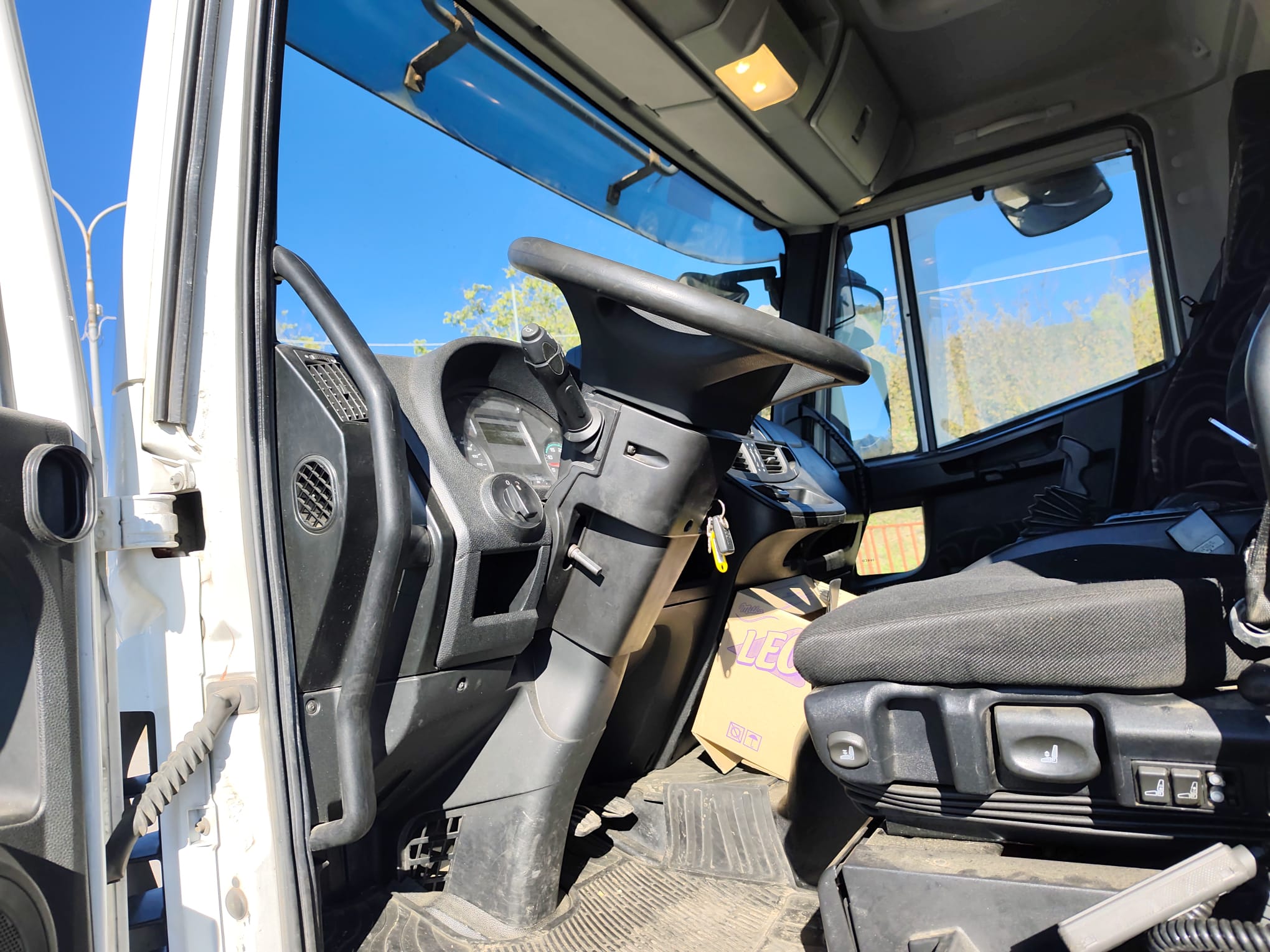 IVECO EUROCARGO 180-320 (COD.INT. PM2240) - immagine 16