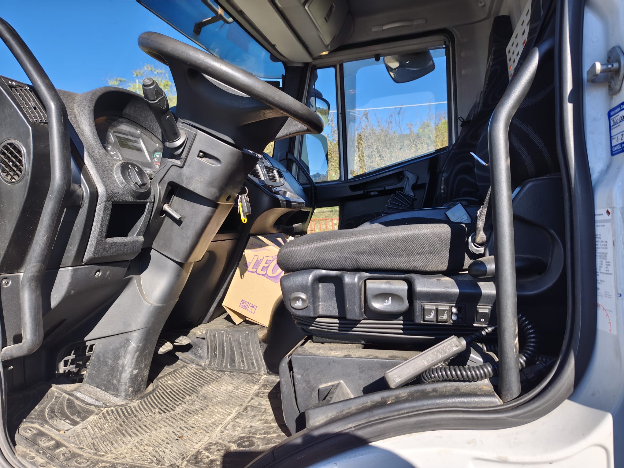 IVECO EUROCARGO 180-320 (COD.INT. PM2240) - immagine 17